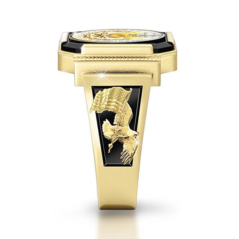 Anello vintage da donna con aquila