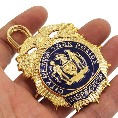 Distintivo vintage della polizia di New York