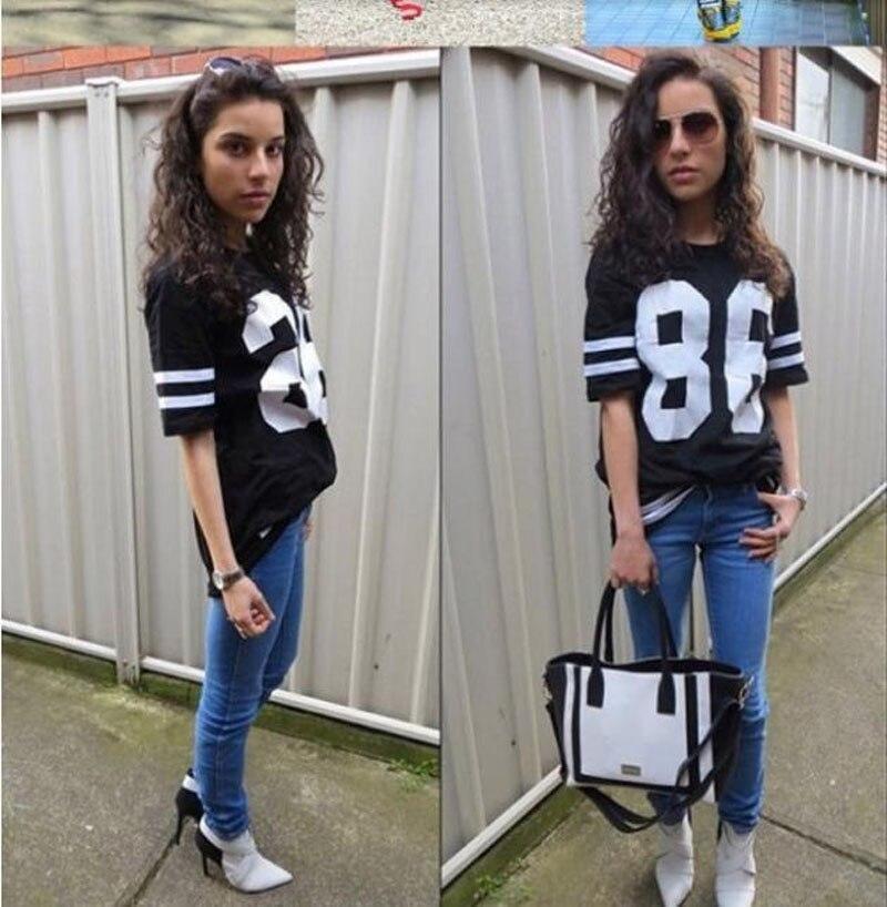 T-shirt da baseball vintage a righe da donna